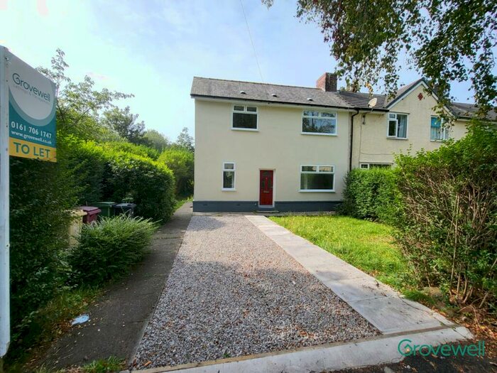 3 Bedroom Semi-Detached House To Rent In Oxlea Grove, Westhoughton, Bolton, BL5