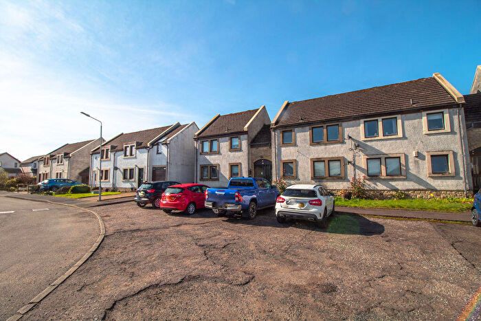 1 Bedroom Flat To Rent In Craiglomond Gardens, Alexandria, G83