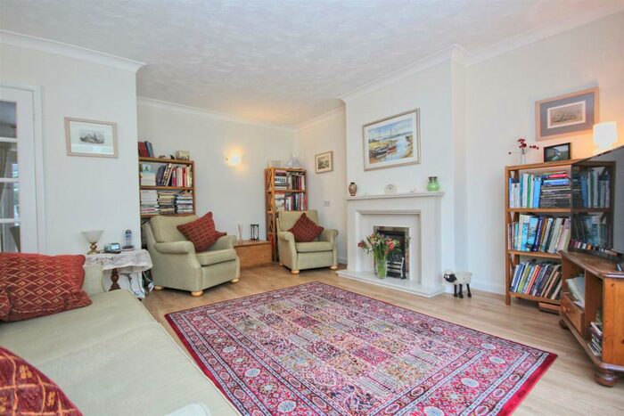 3 Bedroom House To Rent In Mill Rise, Swanland, North Ferriby, HU14