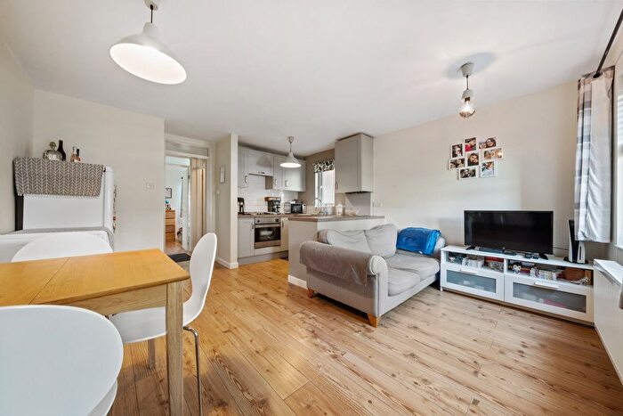 1 Bedroom Flat To Rent In Reynolds Close, Colliers Wood, London, SW19