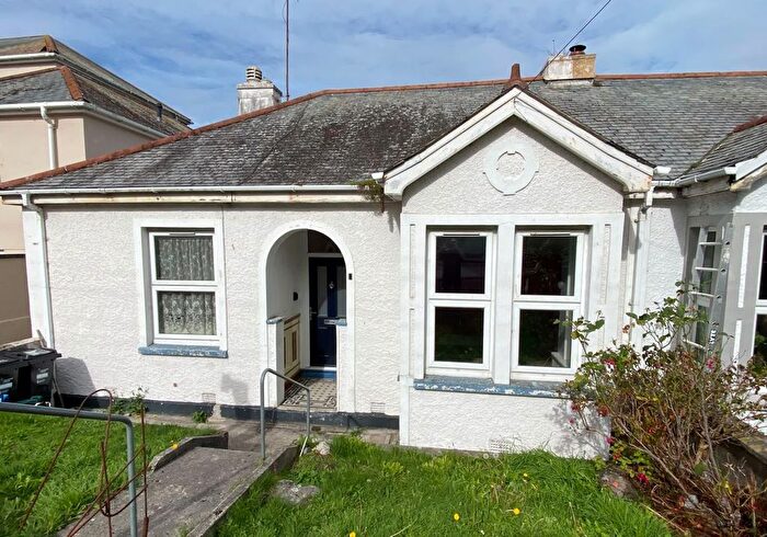 2 Bedroom Bungalow For Sale In Gra Pat, Windsor Terrace, Falmouth, Cornwall, TR11