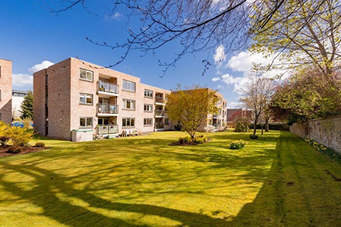 3 Bedroom Flat For Sale In Flat, South Oswald Road, Blackford, Edinburgh, EH9