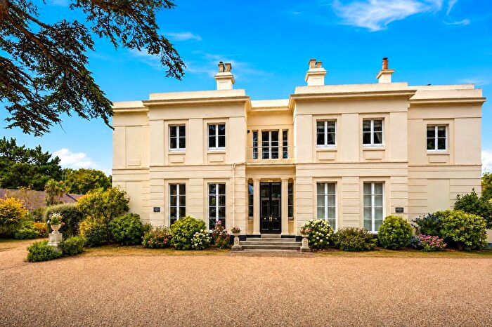 2 Bedroom Apartment For Sale In Preston Hall, The Street, East Preston, BN16