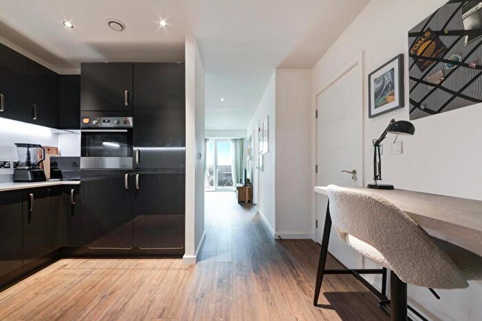 1 Bedroom Flat For Sale In Effra Gardens, Heartwell Avenue, E16