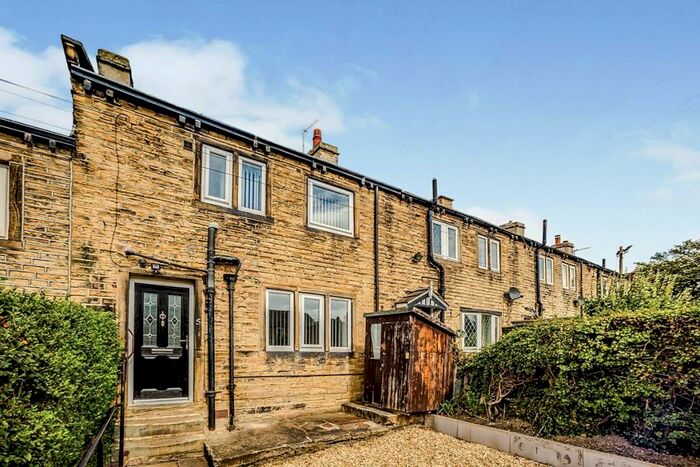 2 Bedroom Terraced House To Rent In Kirby Row, Kirkheaton, Huddersfield, HD5