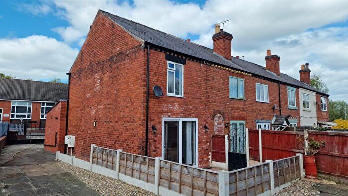 2 Bedroom Terraced House To Rent In Rosemount, Middlewich, CW10