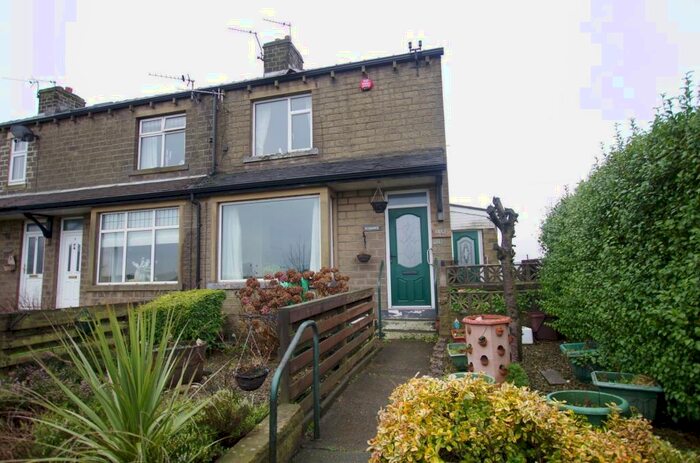 2 Bedroom End Of Terrace House To Rent In The Hame, Stainland, HX4