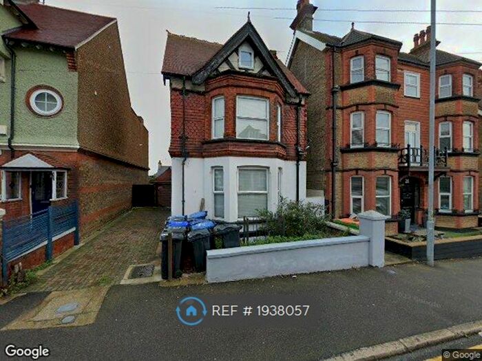 1 Bedroom Flat To Rent In Queens Road, Broadstairs, CT10