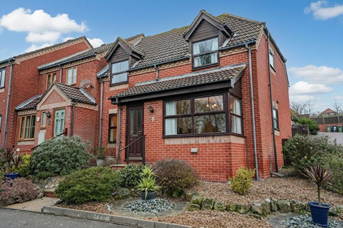 5 Bedroom End Terrace House For Sale In Fulcher Avenue, Cromer, NR27