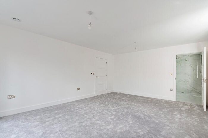 3 Bedroom Bungalow For Sale In New Road, Little Burstead, Billericay, Essex, CM12