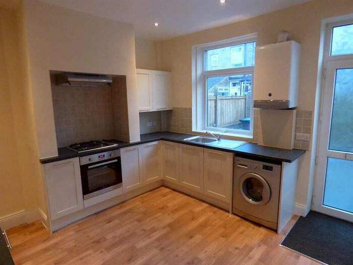 4 Bedroom Terraced House To Rent In Marion Street, Bingley, BD16