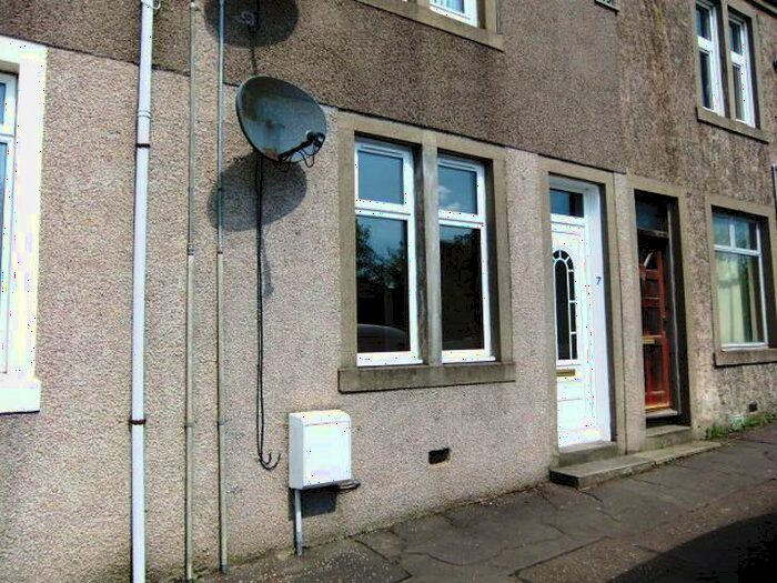 1 Bedroom Flat To Rent In Coaledge, Cowdenbeath, KY4