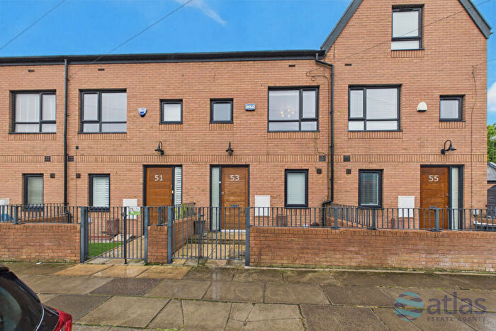 3 Bedroom Terraced House For Sale In Quarry Street, Woolton, L25