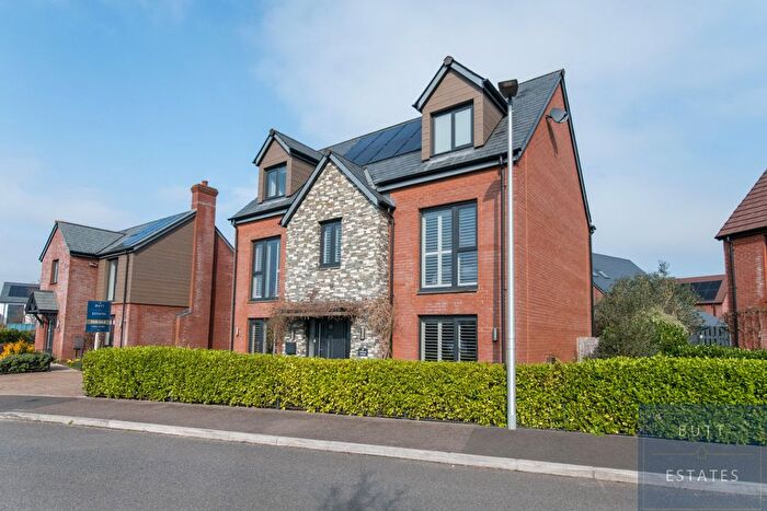 5 Bedroom Detached House For Sale In Bewick Avenue, Topsham, Exeter, EX3