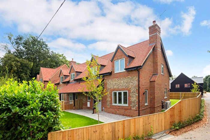 2 Bedroom Semi-Detached House To Rent In Goulds Heath Ewelme, OX10