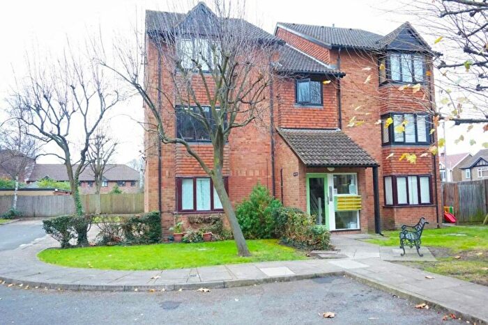 Studio To Rent In Keswick Court, SL2