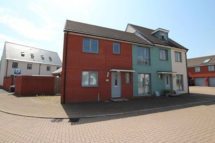 4 Bedroom Semi Detached House To Rent In Lawn Close - Cheswick Village, BS16