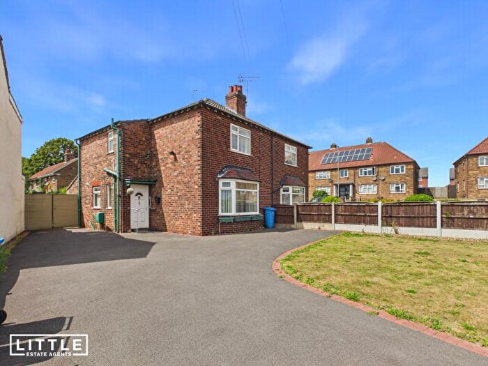 3 Bedroom Semi-Detached House For Sale In Cross Lane, Prescot, L35