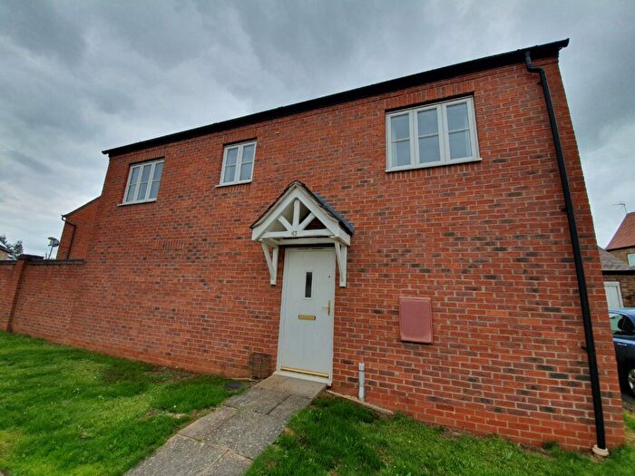 1 Bedroom Maisonette To Rent In Lord Grandison Way, Banbury, OX16