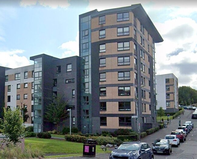 2 Bedroom Flat To Rent In Glasgow, Lanarkshire, G31