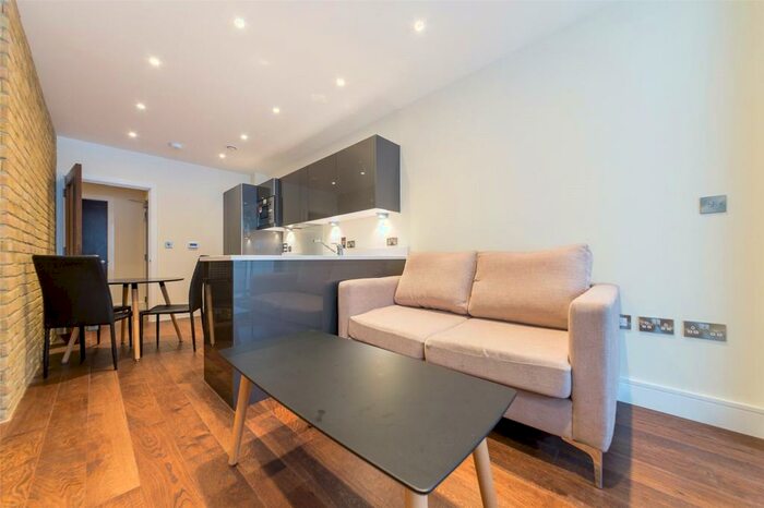 1 Bedroom Apartment To Rent In Baythorne House, Turner Street, Canning Town, London, E16