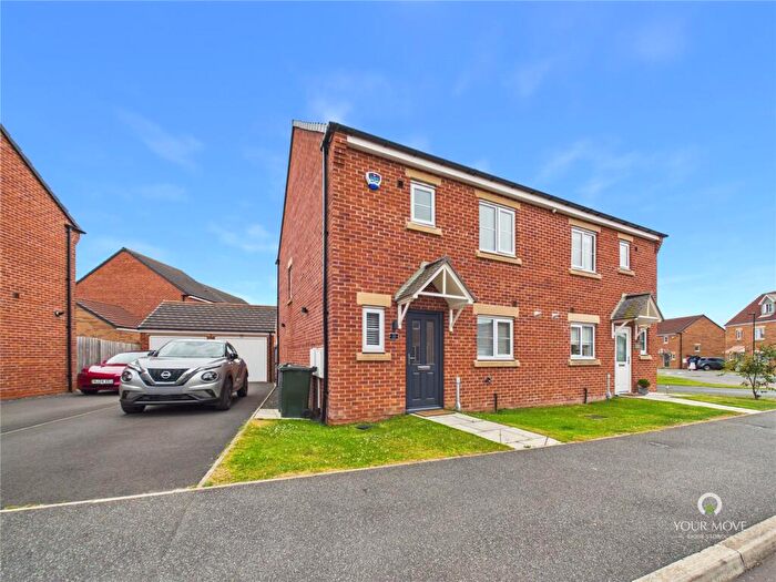 3 Bedroom Semi-Detached House For Sale In The Risings, Wallsend, Tyne And Wear, NE28