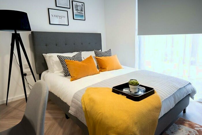 Apartment To Rent In Rockingham Street, Sheffield, S1