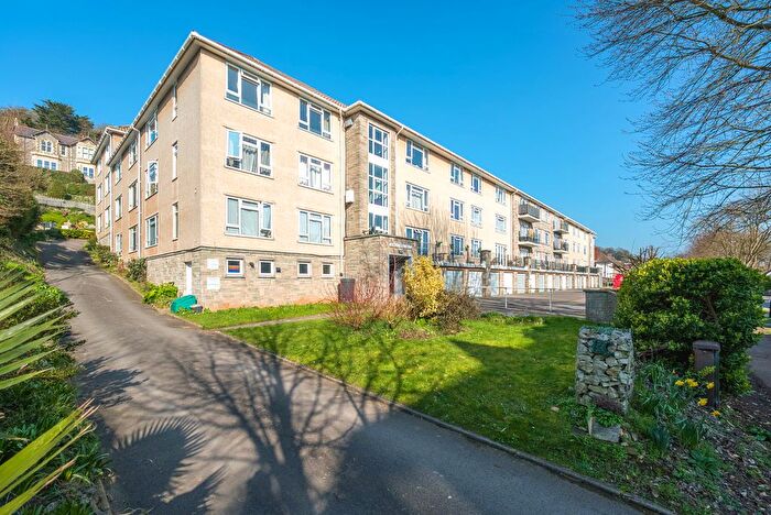 2 Bedroom Flat For Sale In Shrubbery Avenue, Weston-Super-Mare, BS23