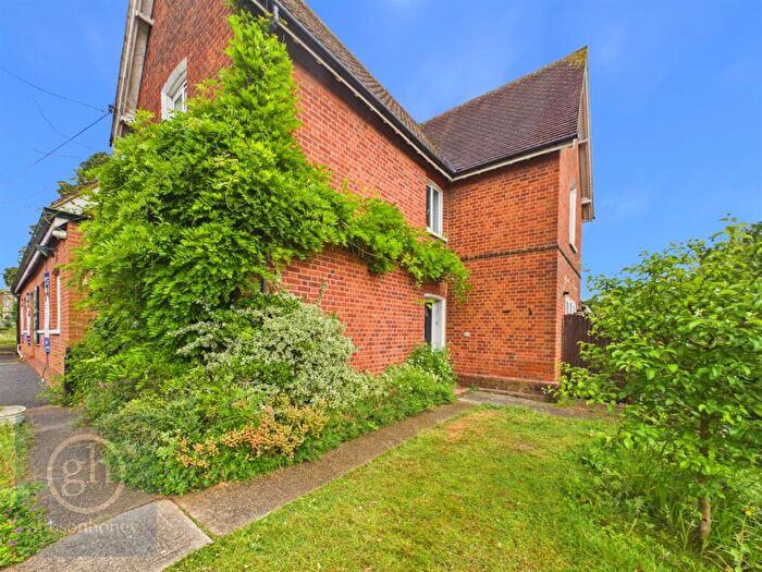 3 Bedroom House To Rent In Rickmansworth Road, Northwood, HA6