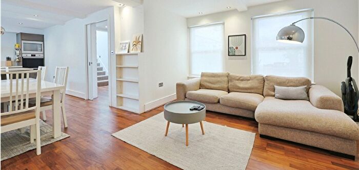 2 Bedroom Terraced House To Rent In Falcon Grove, Battersea, London, SW11