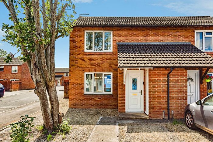 2 Bedroom End Terrace House For Sale In Ludlow Close, Westbury, BA13