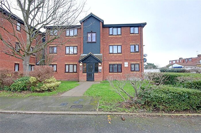 Studio For Sale In Tramway Avenue, London, N9