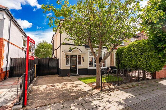 3 Bedroom Property For Sale In St. Anns Avenue, Grimsby, DN34