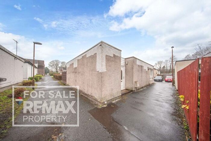 3 Bedroom Detached Bungalow For Sale In Dawson Avenue, Livingston, EH54