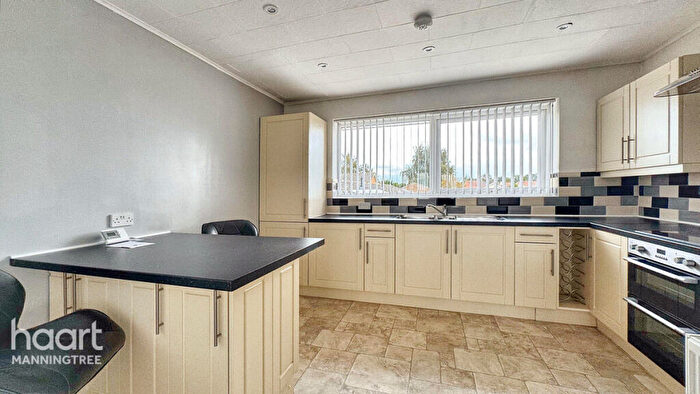 3 Bedroom Apartment For Sale In Broom Knoll, East End, East Bergholt, Colchester, Essex, CO7
