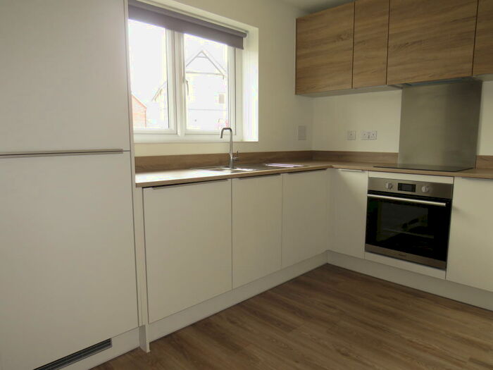 2 Bedroom House To Rent In Munday Lane, Warwick, CV34