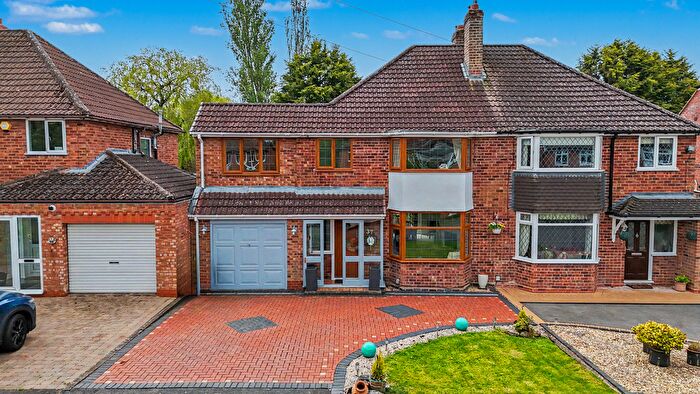 3 Bedroom Semi Detached House For Sale In Ann Road, Wythall, Birmingham, B47