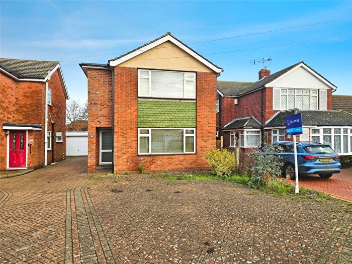 3 Bedroom Detached House For Sale In Sherwood Drive, Clacton-on-Sea, Essex, CO15