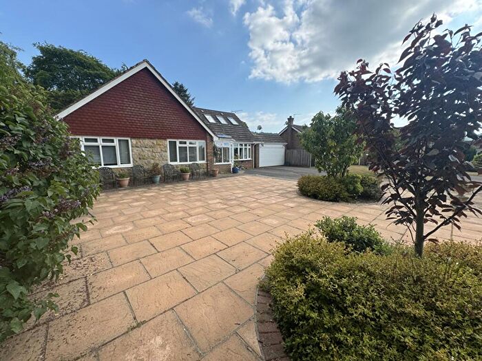 4 Bedroom Detached House For Sale In Link Hill, Storrington, Pulborough, RH20