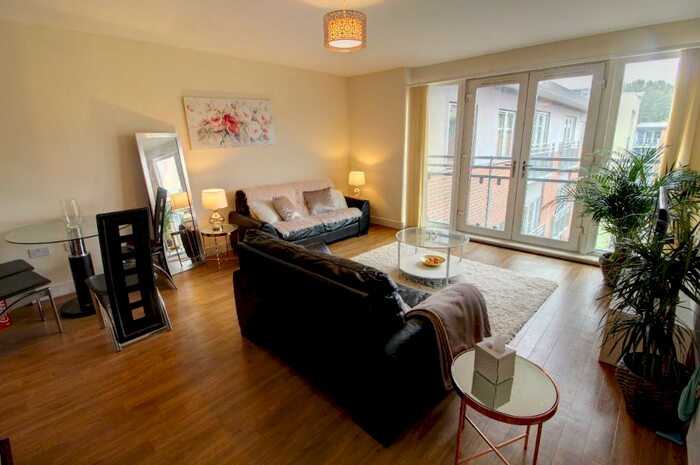 1 Bedroom Apartment To Rent In Worsdell Drive, Gateshead, Tyne And Wear, NE8