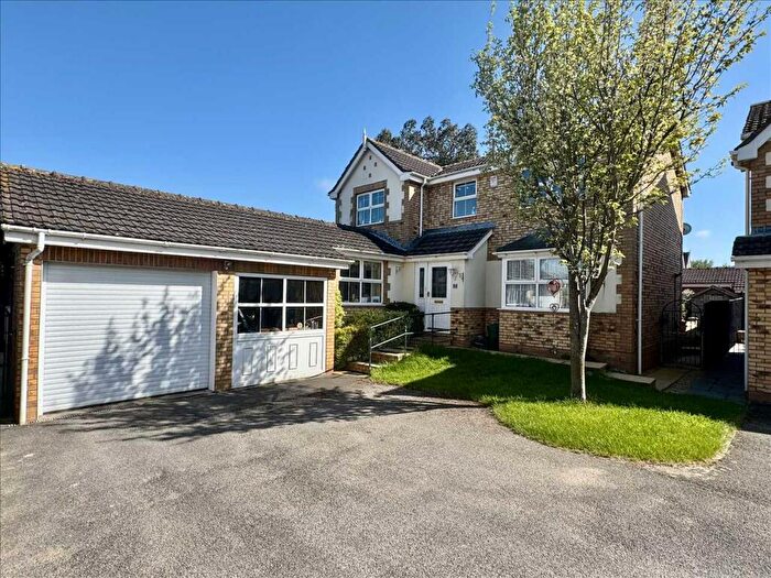 4 Bedroom Detached House For Sale In Brock Close, Scartho Top, Grimsby, DN33