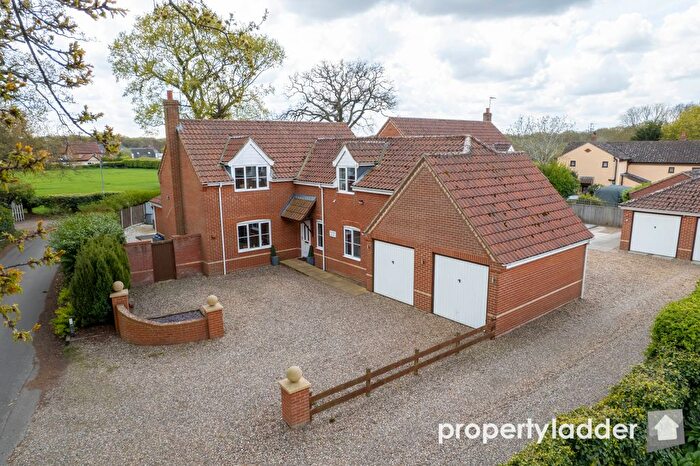 5 Bedroom Detached House For Sale In Back Lane, Rollesby, Great Yarmouth, NR29