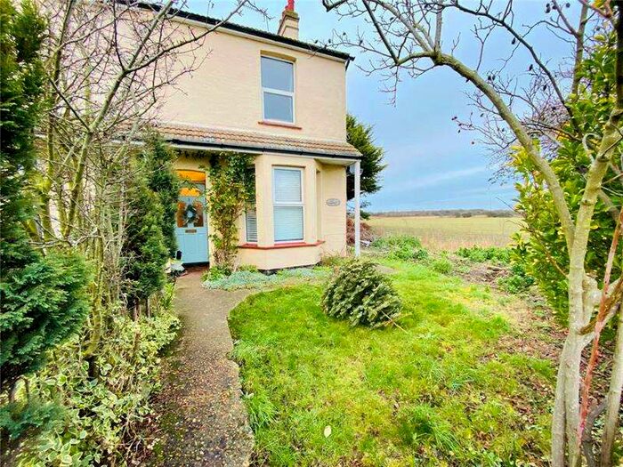 3 Bedroom End Of Terrace House To Rent In Millhead Villas, The Common, Great Wakering, Essex, SS3