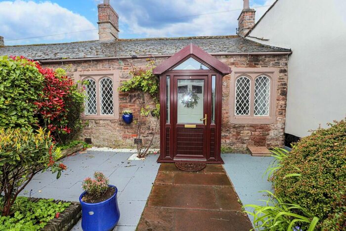 2 Bedroom Bungalow For Sale In The Bungalows, Eamont Bridge, Penrith, CA10