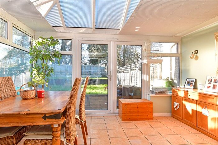 2 Bedroom Semi-Detached Bungalow For Sale In Neal Road, West Kingsdown, Sevenoaks, Kent, TN15