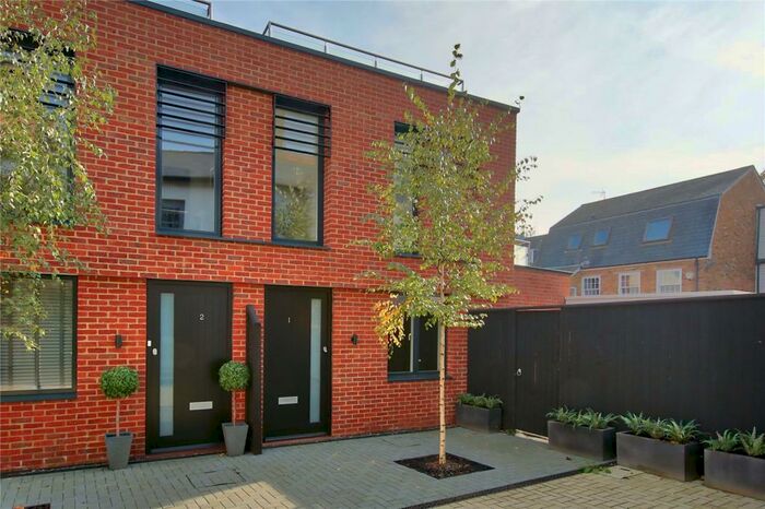 3 Bedroom End Of Terrace House To Rent In Old Bakery Mews, Hampton Wick, Kingston Upon Thames, KT1