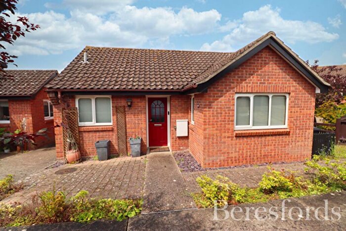 2 Bedroom Bungalow For Sale In Newnham Green, Maldon, CM9