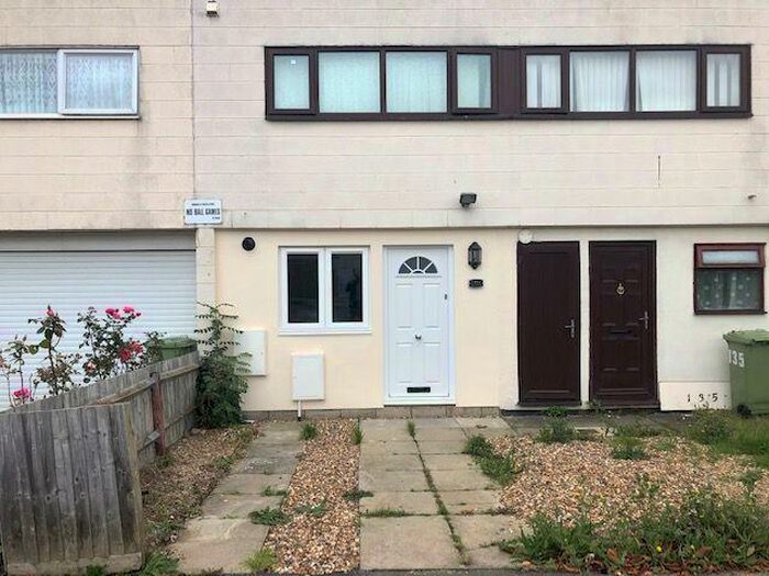 1 Bedroom Maisonette To Rent In Rochfords, Coffee Hall, MK6