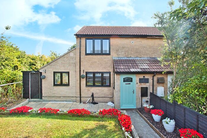2 Bedroom End Of Terrace House For Sale In West End Close, South Petherton, TA13