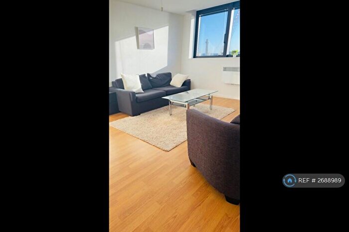 2 Bedroom Flat To Rent In Mann Island, Liverpool, L3